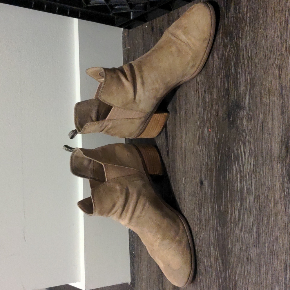 Dr Scholl's beige/taupe/sand booties